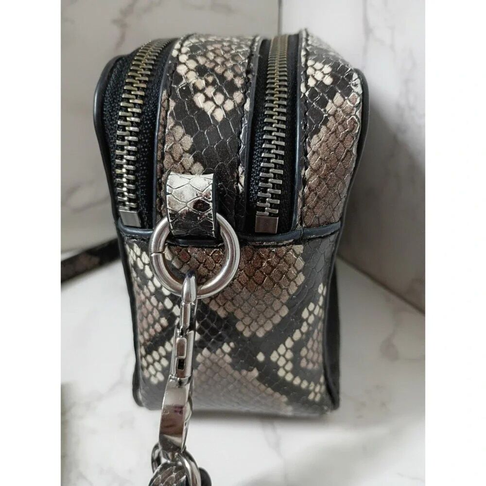 Vince Camuto Black Snakeskin Leather Crossbody Camera Bag EUC